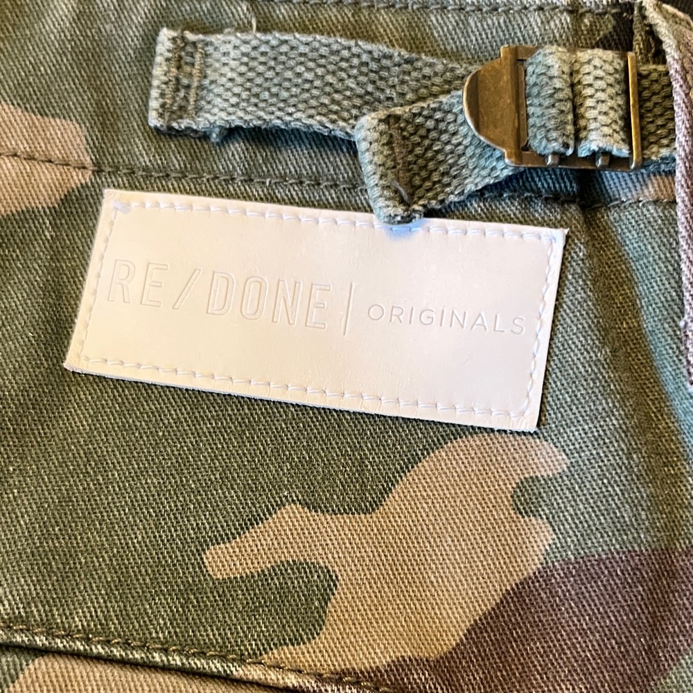 Re/Done Women’s Camo Cargo Pants - Picture 4 of 7